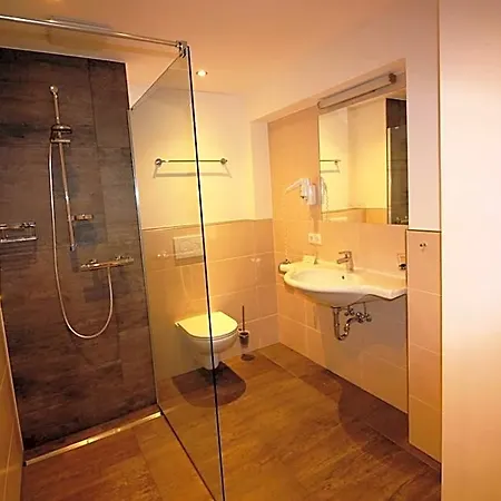 St.leonhard Bed and breakfast 3*
