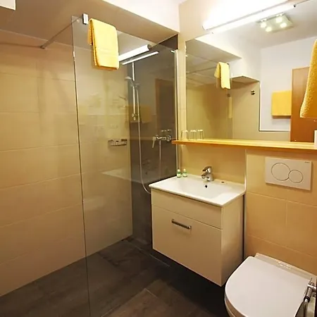 Oda ve Kahvaltı St.leonhard 3*