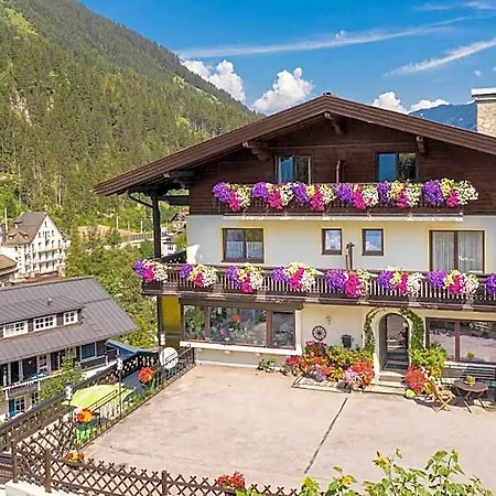 St.leonhard Bed and breakfast