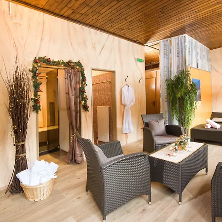 Bed & Breakfast St.leonhard 3*